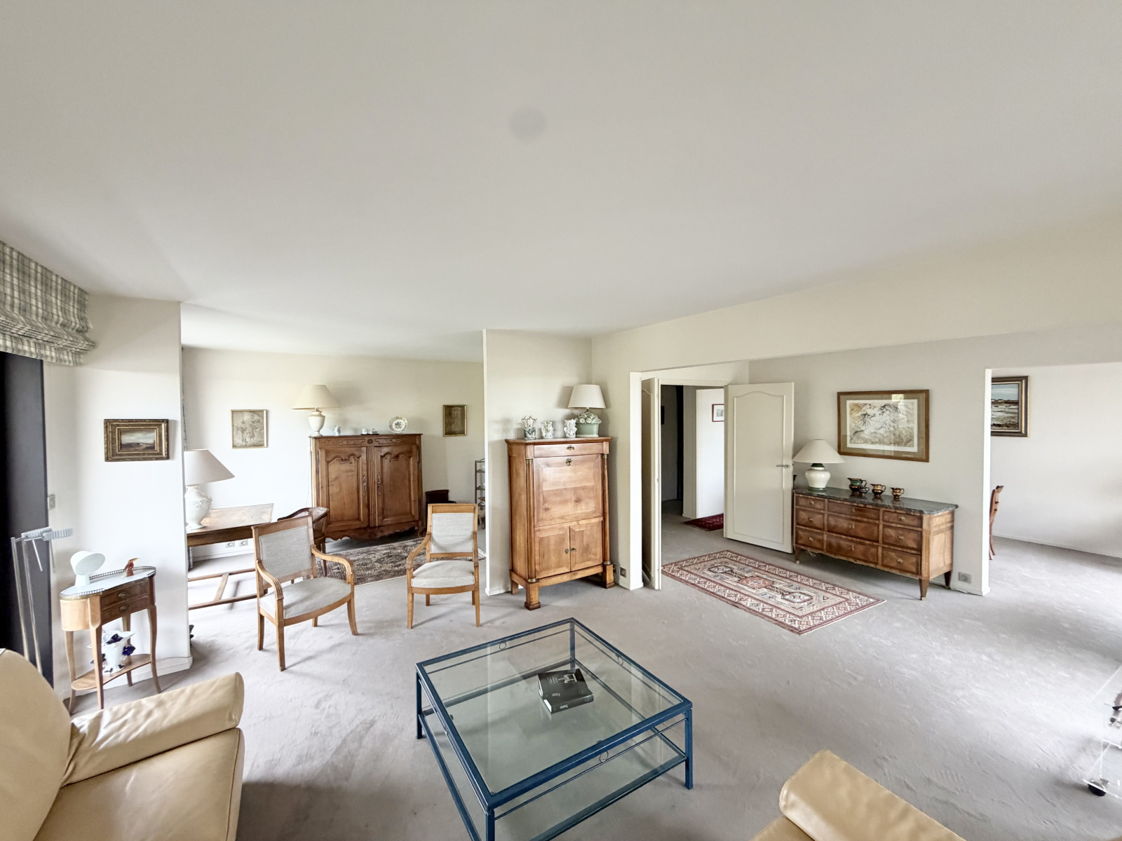Appartement 6 pièces 144 m² · au Chesnay-Rocquencourt · 143,9 m² · 735 000 €