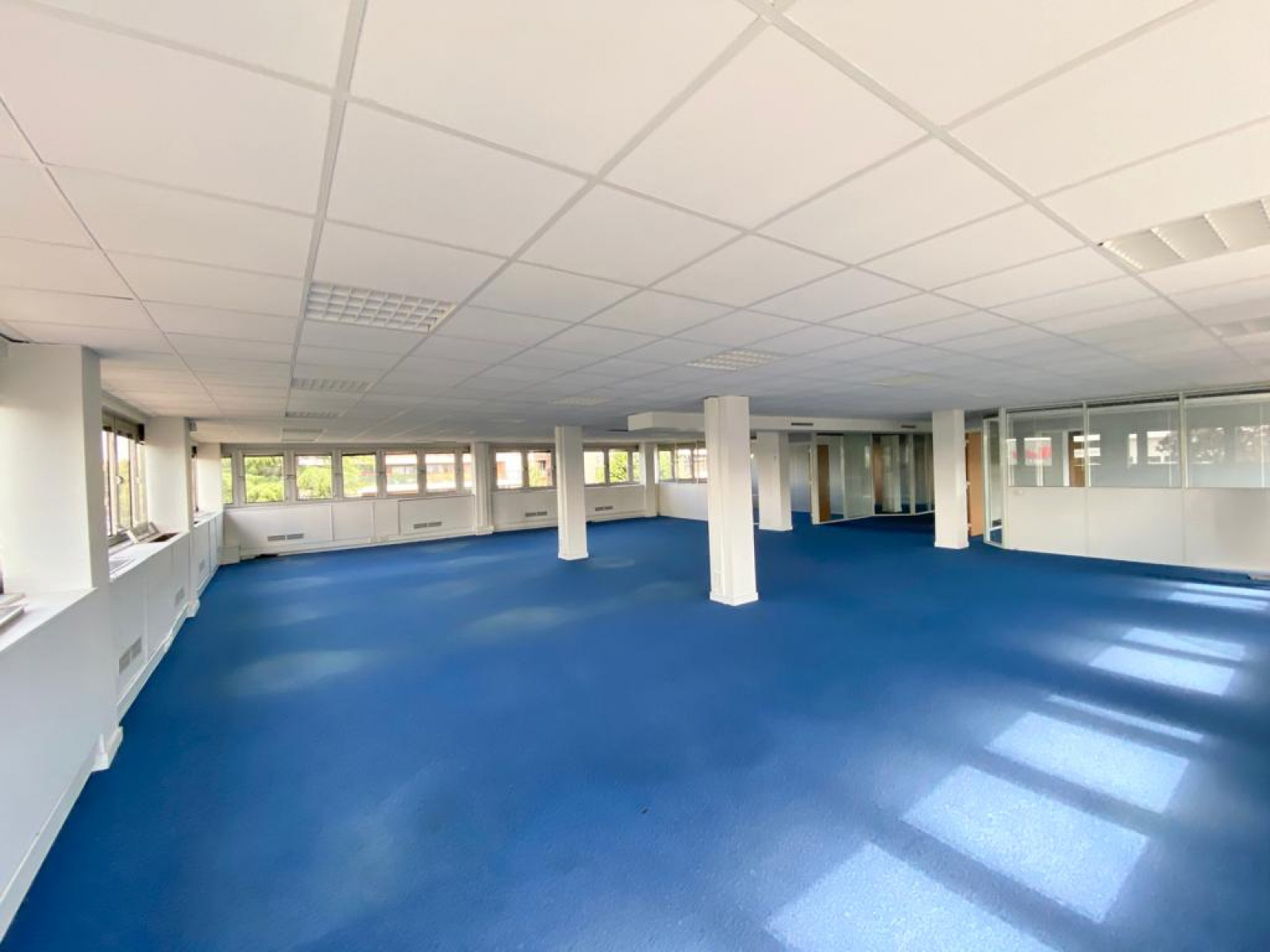 Image_, Bureaux, Le Chesnay, ref :3332