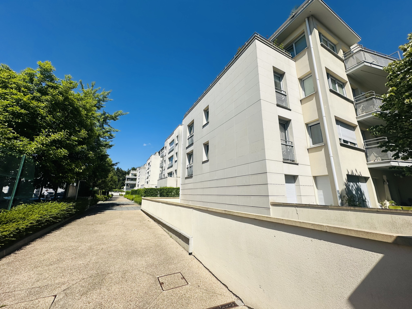 Image_, Parking, Le Chesnay, ref :3530