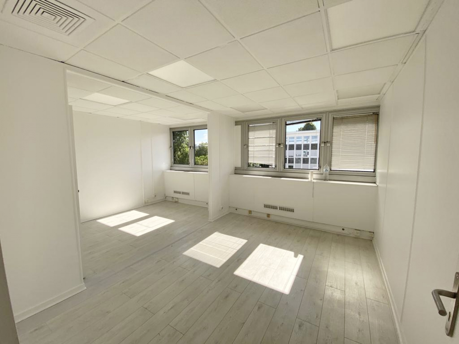 Image_, Bureaux, Le Chesnay, ref :3331