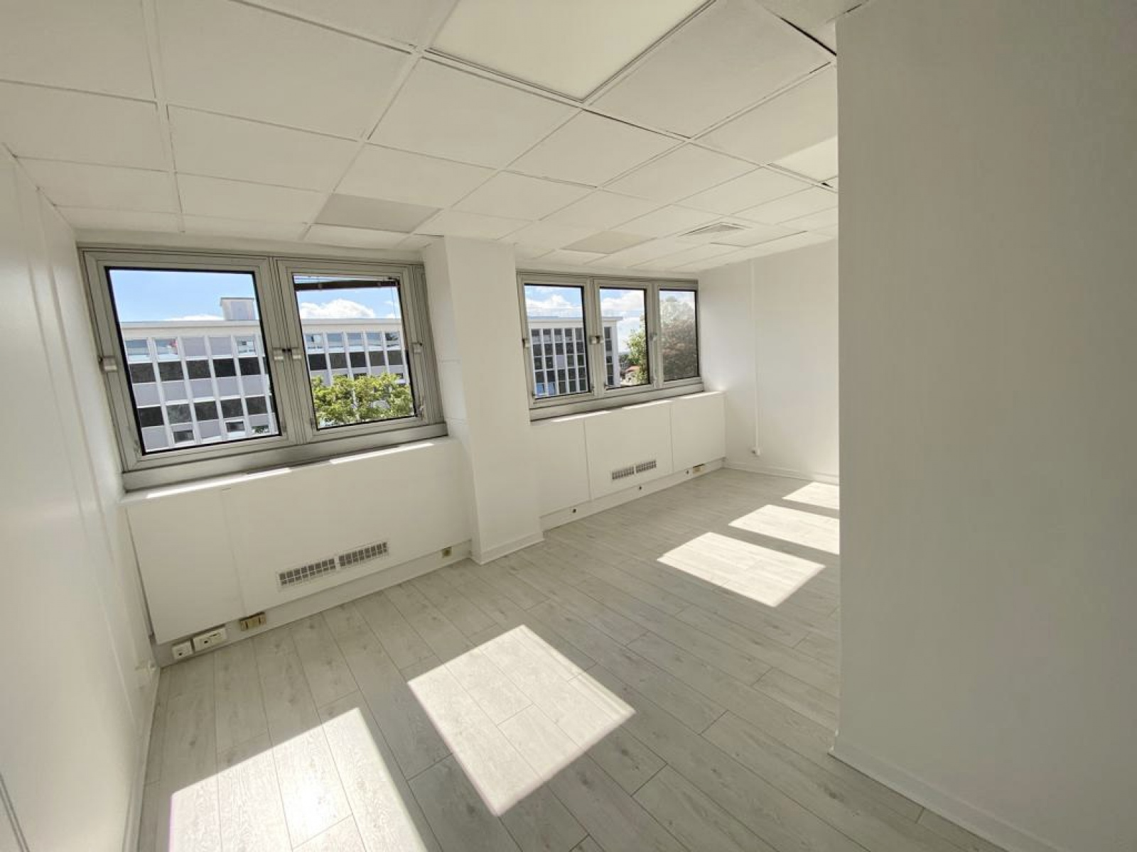 Image_, Bureaux, Le Chesnay, ref :3331